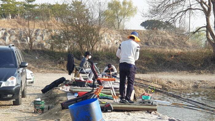 아산 명품 월랑낚시터 3월 마지막 조황 이야기입니다 (유료터정보 - 유료터점주조황)