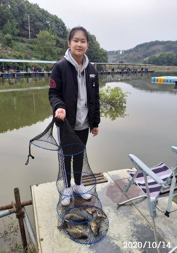 아산신수지 10월 셋째 주중 화보입니다 (유료터정보 - 유료터점주조황)