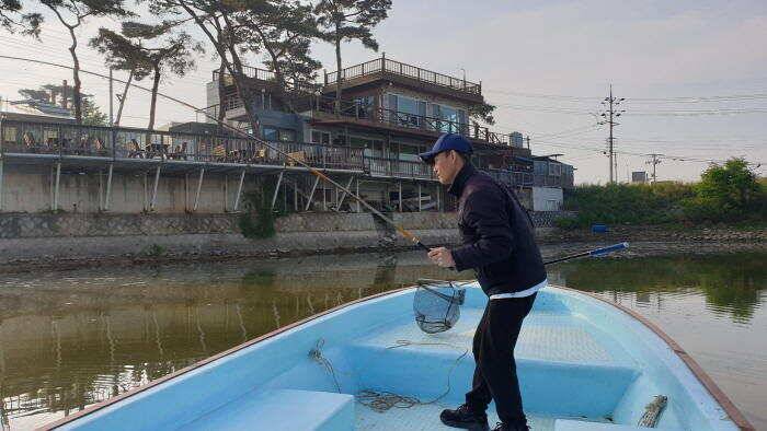 아산 명품 월랑낚시터 6월 첫번째 조황이야기입니다 (유료터정보 - 유료터점주조황)