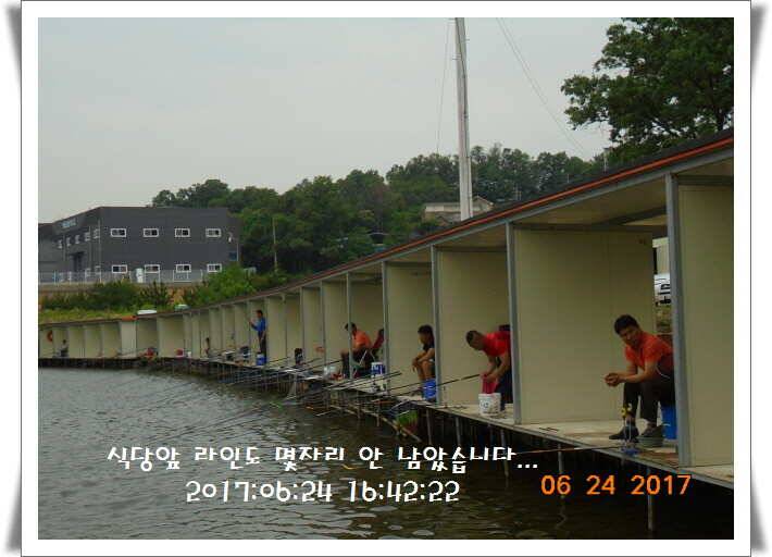도심속의 작은 쉼터 화성 관리 낚시터입니다어렵고도 쉬운 것이 낚시 (유료터정보 - 유료터점주조황)