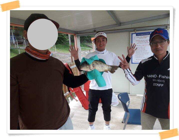 힐링 양평 수곡낚시터 오늘도 낮시간 붕어조황이 이어집니다 주말 조황 및 붕어방류 (유료터정보 - 유료터점주조황)