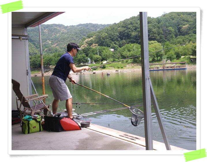 양평 수곡낚시터 오늘도 오전부터 붕어들이 계속나오면서 꾸준한 조황이 이어집니다 (유료터정보 - 유료터점주조황)