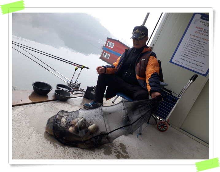 수곡낚시터 주중 붕어조황 좋으며 노지 포인트 조황도 조황도 좋습니다 (유료터정보 - 유료터점주조황)