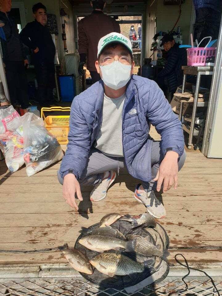 고삼지 황금포인트 상류권 사짜조황 (유료터정보 - 유료터점주조황)
