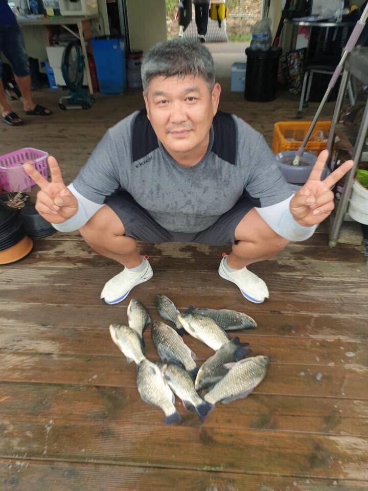 고삼지 상류권 사짜붕어 타작 (유료터정보 - 유료터점주조황)