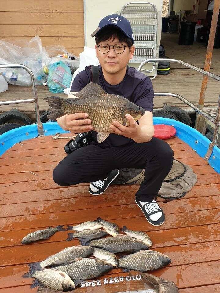 고삼지 덩어리 마리수 조황입니다 (유료터정보 - 유료터점주조황)