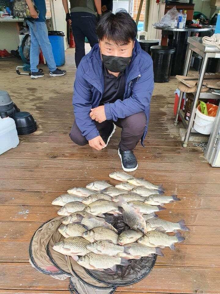 고삼지 때고기 조황입니다 (유료터정보 - 유료터점주조황)