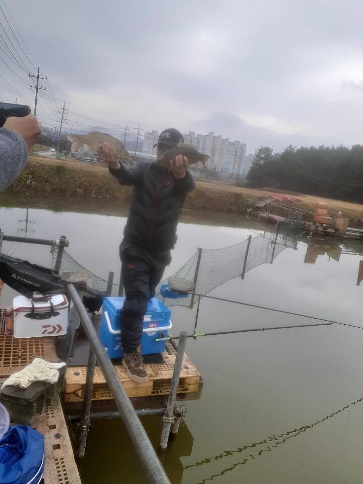 경주 동산낚시터붕어전용잡이터지난주 조황 (유료터정보 - 유료터점주조황)