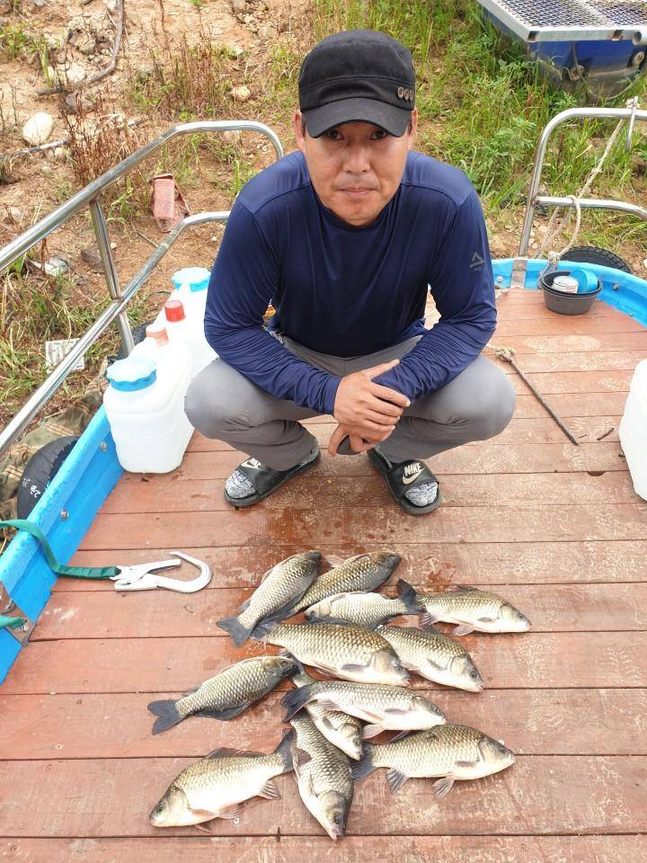고삼지 연일 사짜붕어 상면중 (유료터정보 - 유료터점주조황)