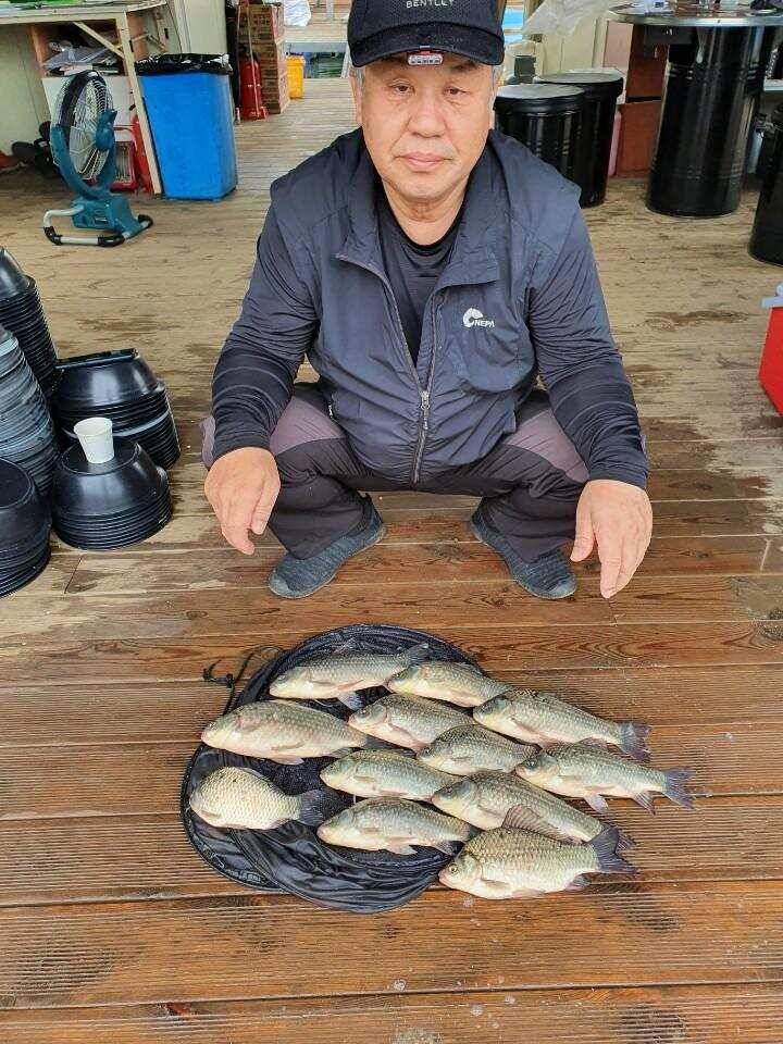 고삼지 때고기 조황입니다 (유료터정보 - 유료터점주조황)