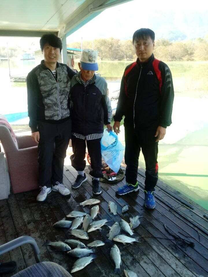 예당저수지 대양좌대 2019년 10월 2627일 금일조황 (유료터정보 - 유료터점주조황)