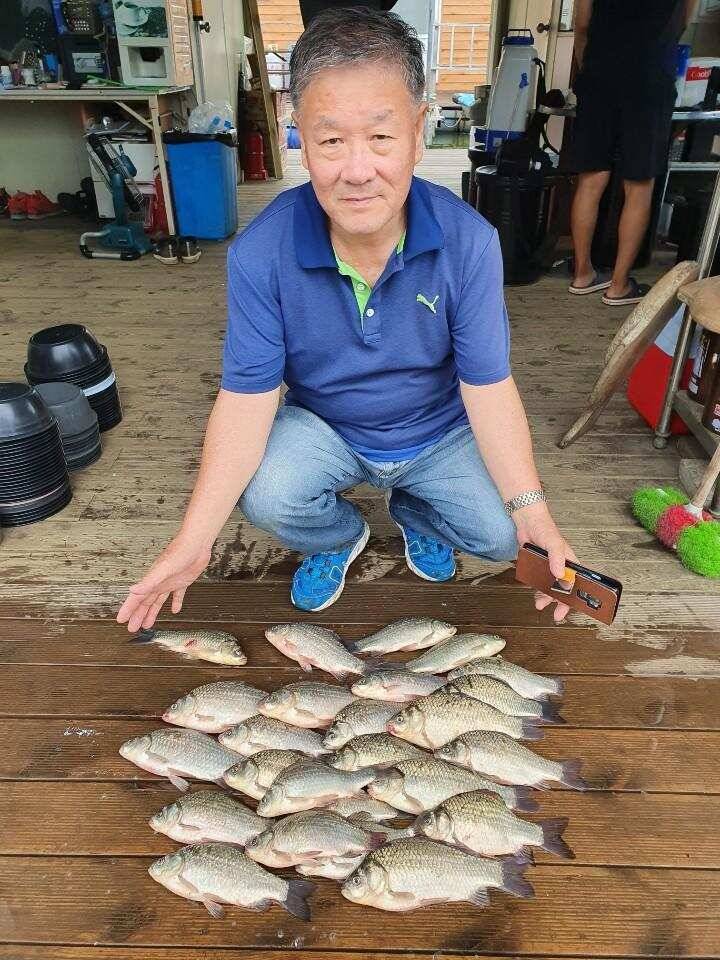 봄시즌보다 더 좋은 고삼지 조황입니다 (유료터정보 - 유료터점주조황)