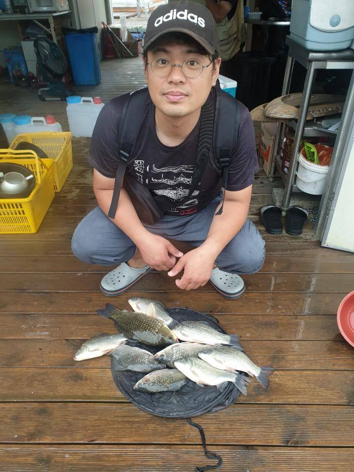 고삼지 역배수중 중상류 물골포인트 사짜붕어 (유료터정보 - 유료터점주조황)