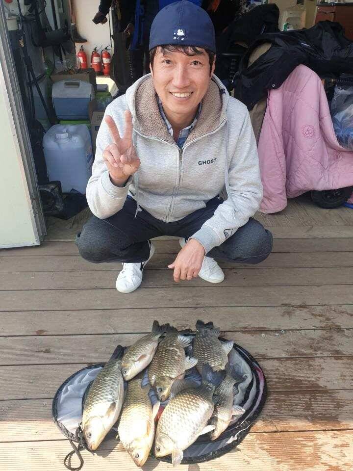 고삼지 상류권 덩어리 소식입니다 산란임박 (유료터정보 - 유료터점주조황)