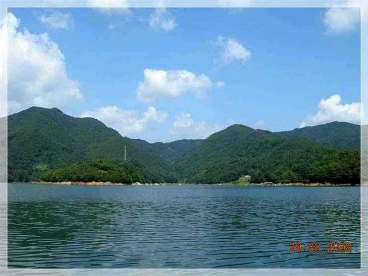 충주댐 청풍호 후산리 그곳에 가고싶다 (유료터정보 - 유료터점주조황)