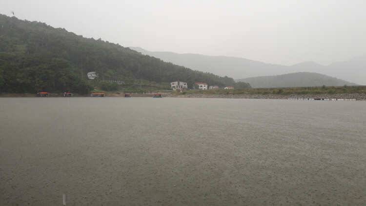 아산 산들낚시터의 대박 조황인 일요일 모습입니다 (유료터정보 - 유료터점주조황)