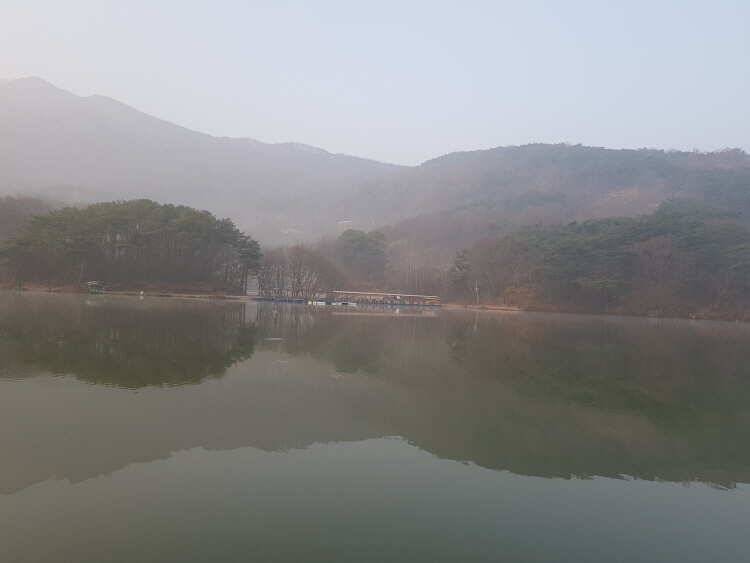 아산 산들낚시터의 올해 첫 마수걸이4짜 (유료터정보 - 유료터점주조황)
