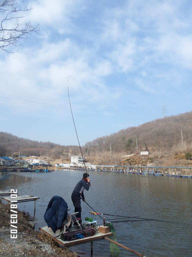 아산 신수지 해빙후 첫조황 올립니다 (유료터정보 - 유료터점주조황)