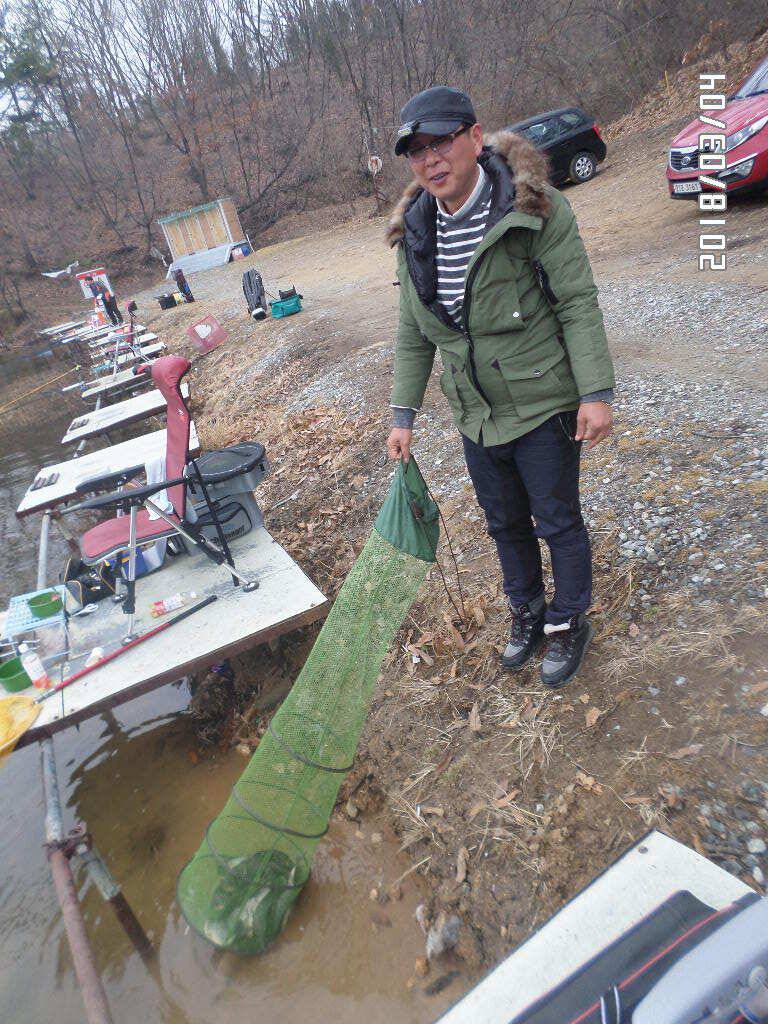 아산 신수지 해빙후 첫조황 올립니다 (유료터정보 - 유료터점주조황)