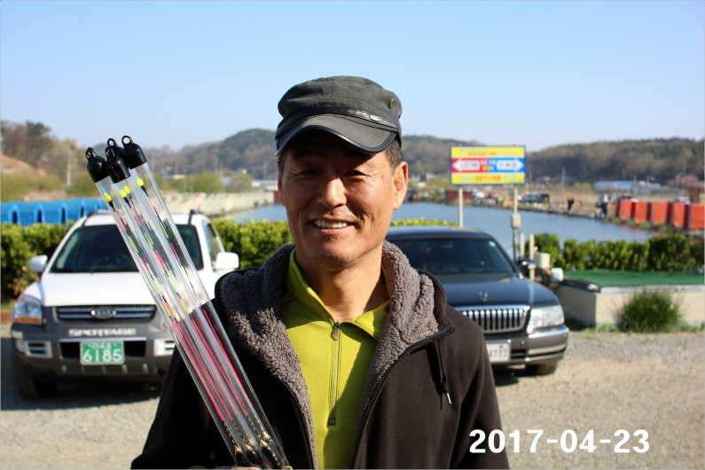 1박 4짜 5마리 (유료터정보 - 유료터점주조황)