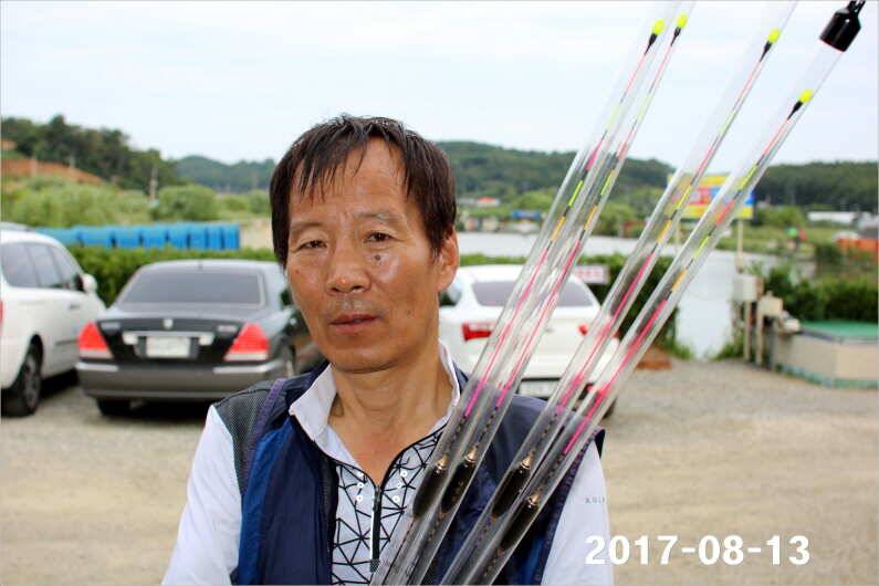 토종 4짜급 1톤 방류 (유료터정보 - 유료터점주조황)