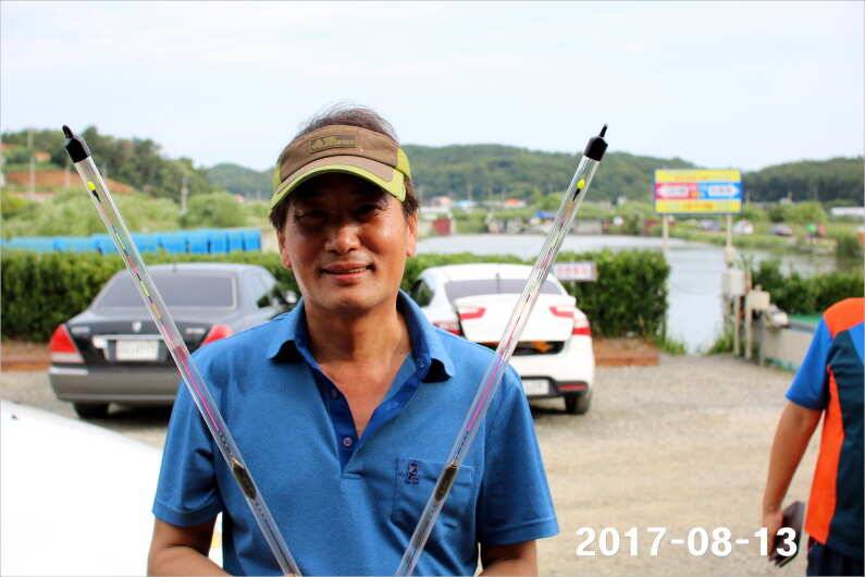 토종 4짜급 1톤 방류 (유료터정보 - 유료터점주조황)
