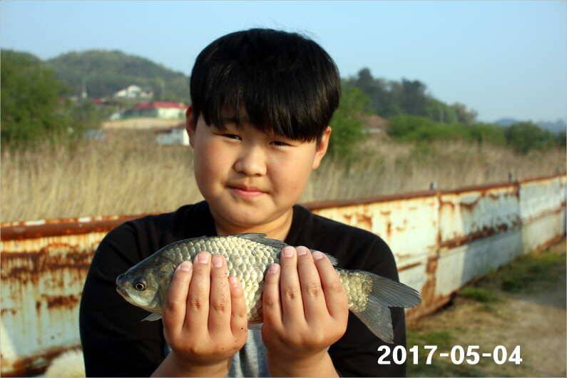 1박 4짜3마리씩 (유료터정보 - 유료터점주조황)