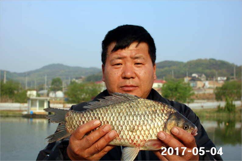 1박 4짜3마리씩 (유료터정보 - 유료터점주조황)