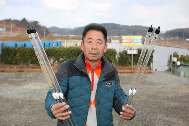 퀴즈 (유료터정보 - 유료터점주조황)