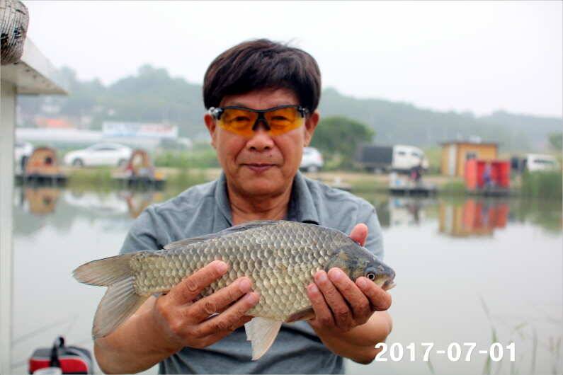 4짜 마릿수 조황 (유료터정보 - 유료터점주조황)