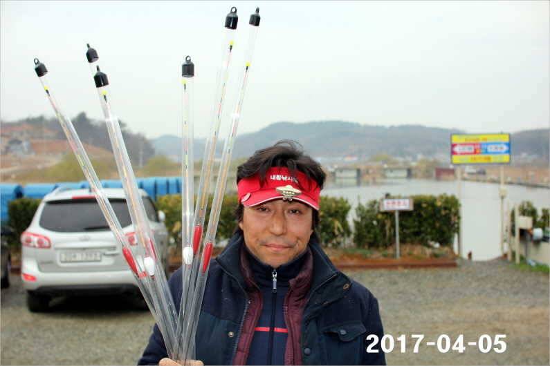 4짜 100마리 (유료터정보 - 유료터점주조황)