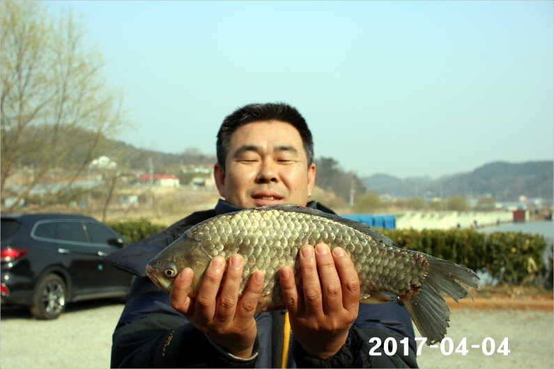 4짜 100마리 (유료터정보 - 유료터점주조황)