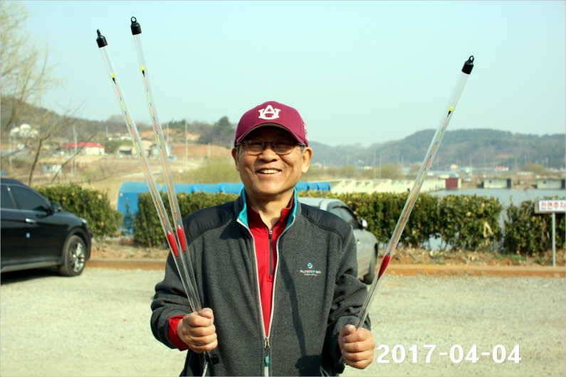 4짜 100마리 (유료터정보 - 유료터점주조황)