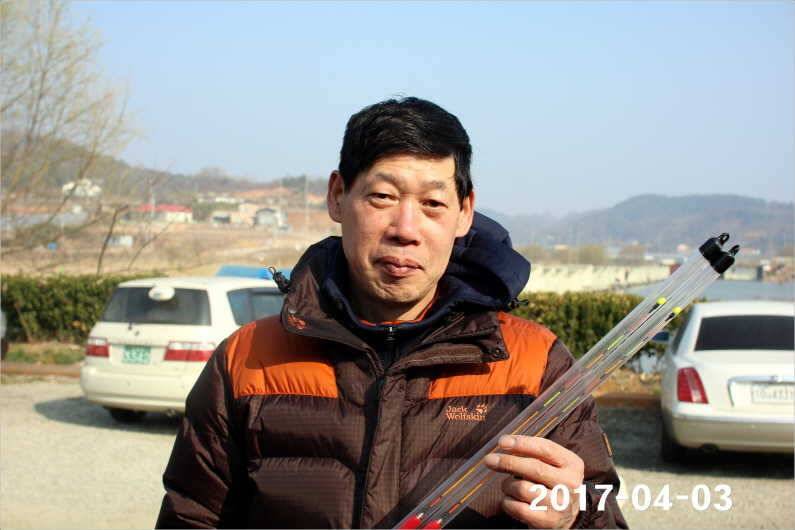 4짜 100마리 (유료터정보 - 유료터점주조황)