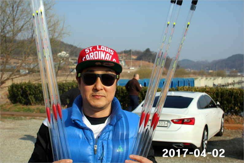 4짜 100마리 (유료터정보 - 유료터점주조황)
