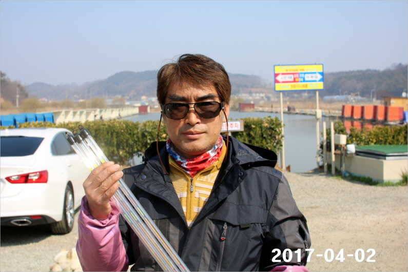 4짜 100마리 (유료터정보 - 유료터점주조황)