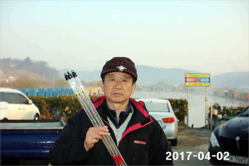 4짜 100마리 (유료터정보 - 유료터점주조황)