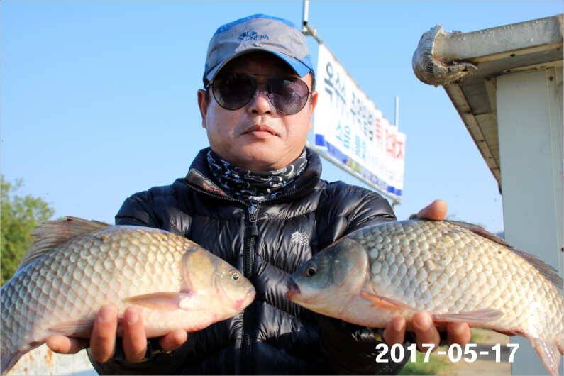 2박 4짜 5마리 (유료터정보 - 유료터점주조황)