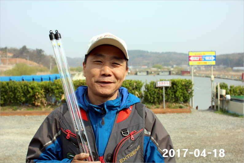 4짜 행진은 쭉 (유료터정보 - 유료터점주조황)
