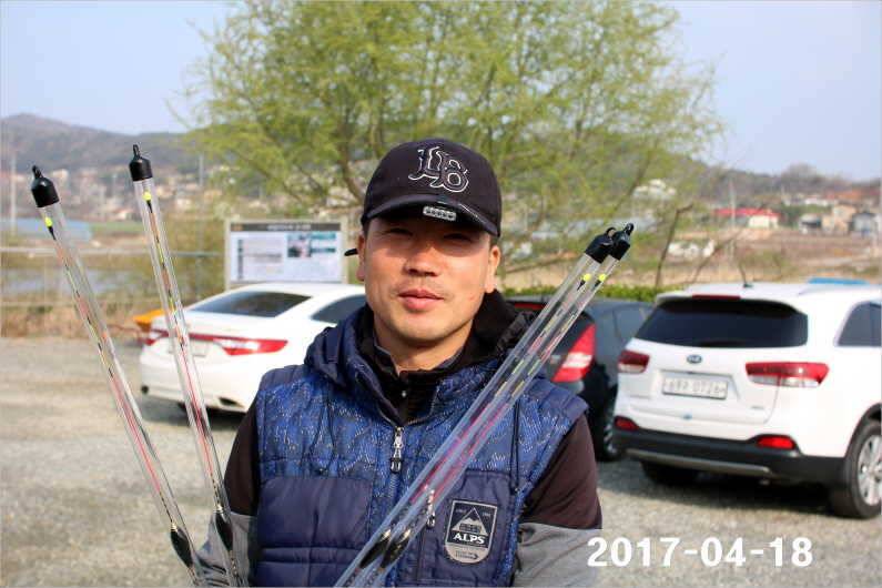 4짜 행진은 쭉 (유료터정보 - 유료터점주조황)