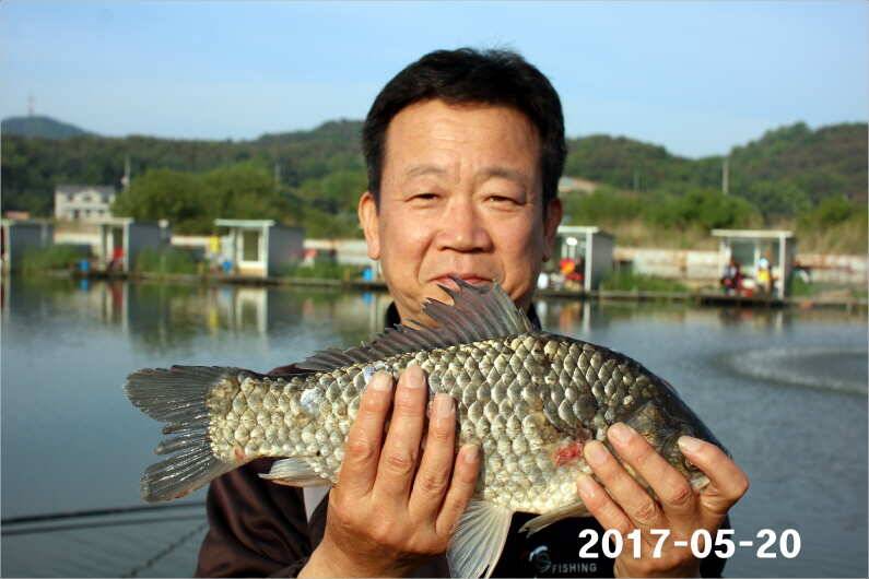 4짜 300마리 조사님을 찾습니다 (유료터정보 - 유료터점주조황)