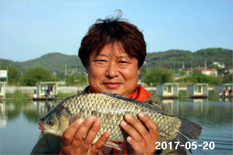 4짜 300마리 조사님을 찾습니다 (유료터정보 - 유료터점주조황)