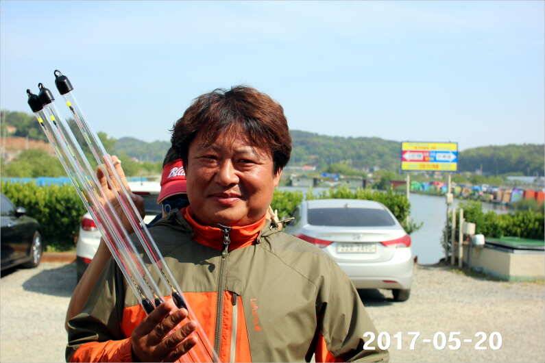4짜 300마리 조사님을 찾습니다 (유료터정보 - 유료터점주조황)