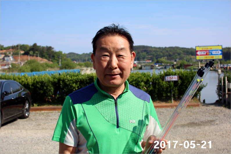 4짜 300마리 조사님을 찾습니다 (유료터정보 - 유료터점주조황)