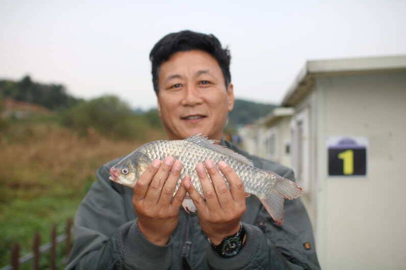 날씨에 민감한 붕어 (유료터정보 - 유료터점주조황)