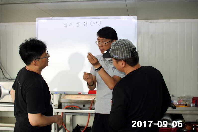 수온이 내려가고 마릿수 조황 (유료터정보 - 유료터점주조황)