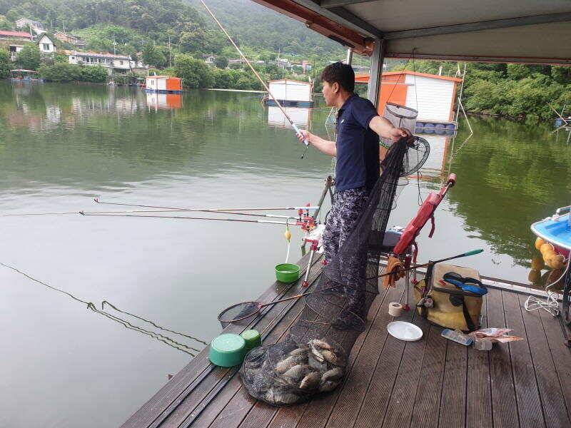 아산 산들낚시터의 6월14일에 올리는 주말 조황 (유료터정보 - 유료터점주조황)