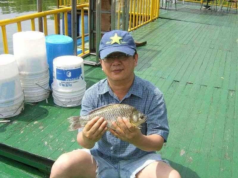 ♣ 연밭에 토종월척 33cm 광명♣ (유료터정보 - 유료터점주조황)