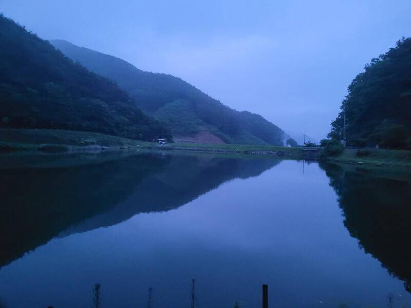 산 속의 힐링터 명곡지의 주중입니다 (유료터정보 - 유료터점주조황)