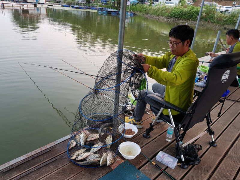 아산 산들낚시터의 7월22일에 올리는 풍요로운 주말 모습입니다 (유료터정보 - 유료터점주조황)